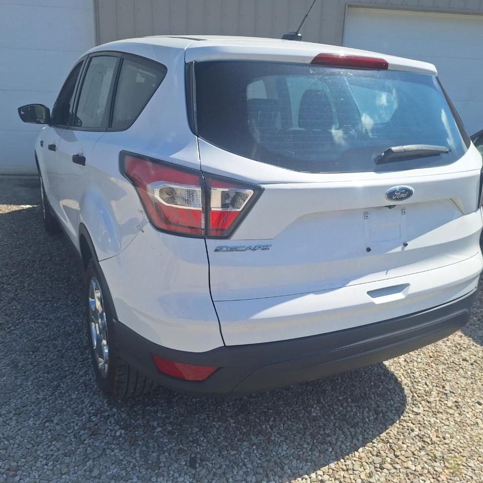 Ford Escape S FWD 2018