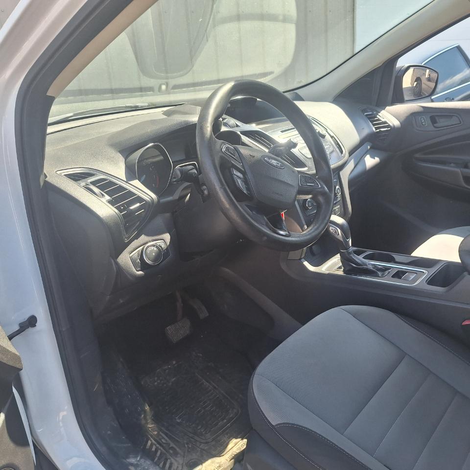 Ford Escape S FWD 2018
