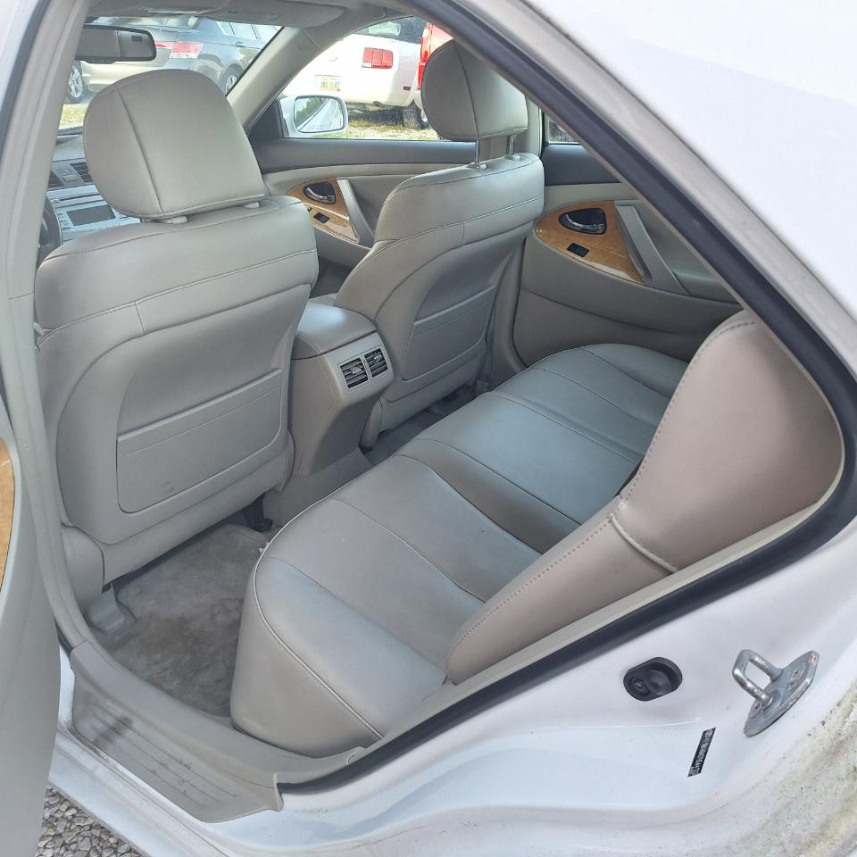 Toyota Camry XLE V6 2007