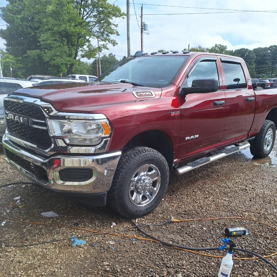 RAM 2500 Tradesman Crew Cab SWB 4WD 2022