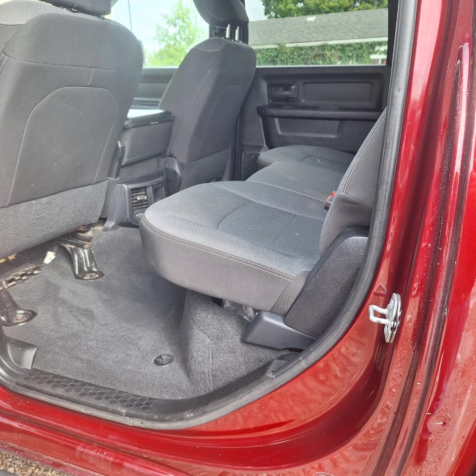 RAM 2500 Tradesman Crew Cab SWB 4WD 2022