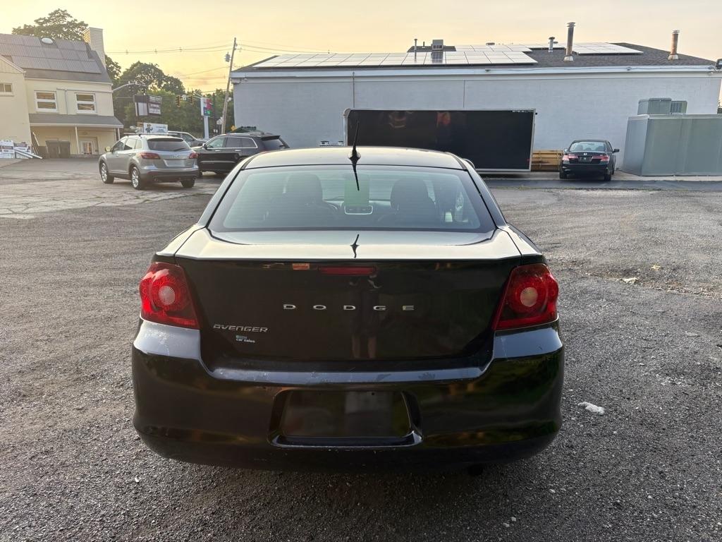 2014 Dodge Avenger SE - Photo 4