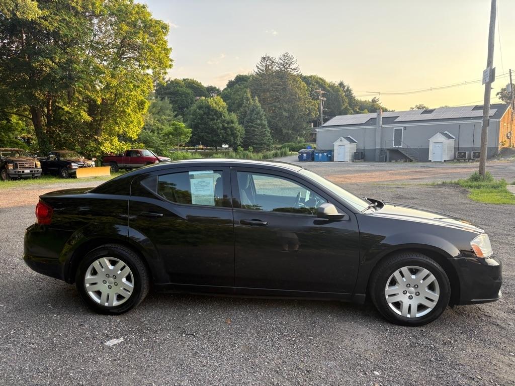 2014 Dodge Avenger SE - Photo 6