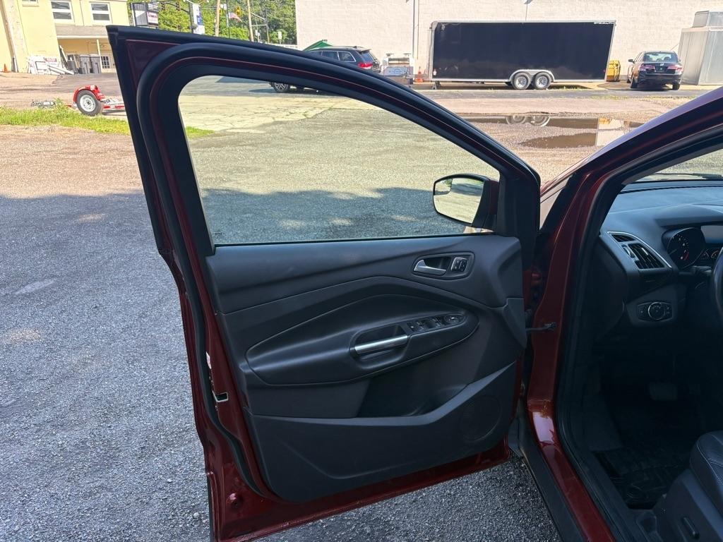 Ford Escape 4WD 4dr Titanium 2014