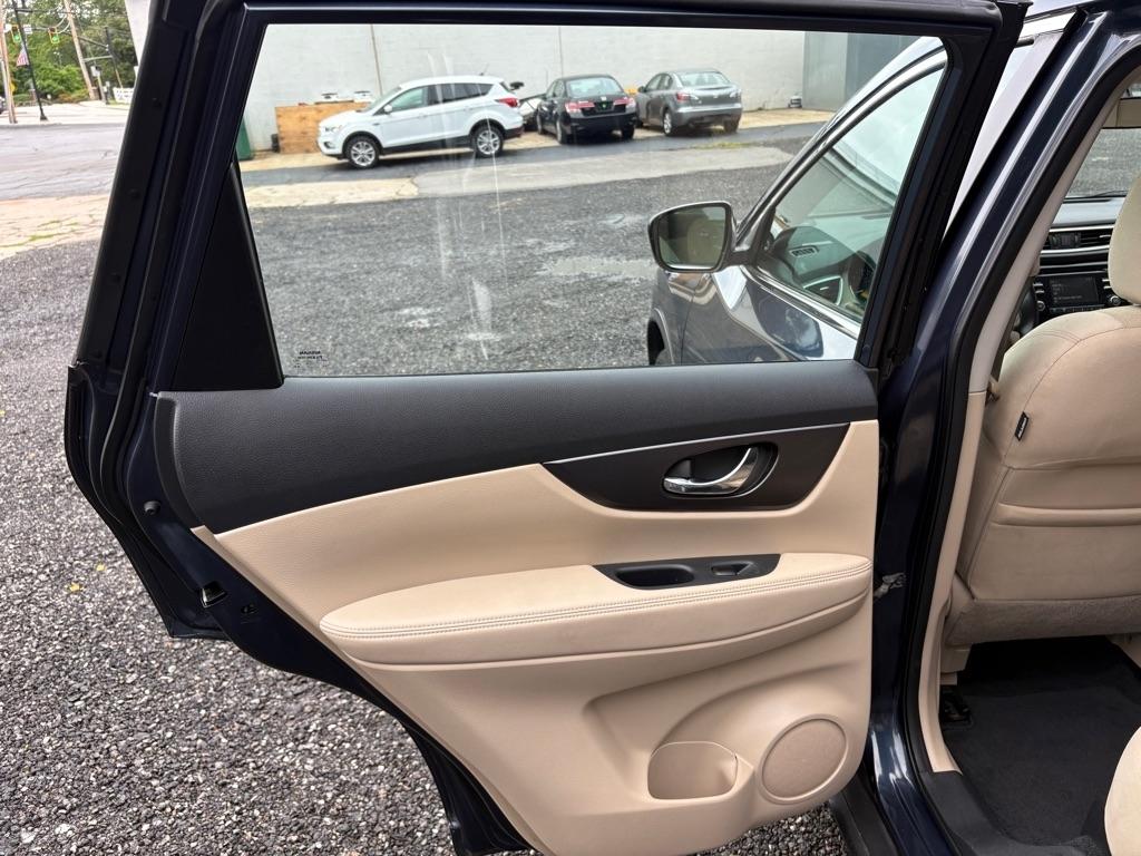 Nissan Rogue AWD 4dr S 2016