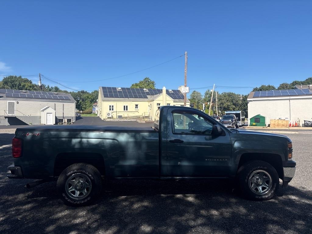 Chevrolet Silverado 1500 4WD Reg Cab 133.0" Work Truck w/2WT 2014