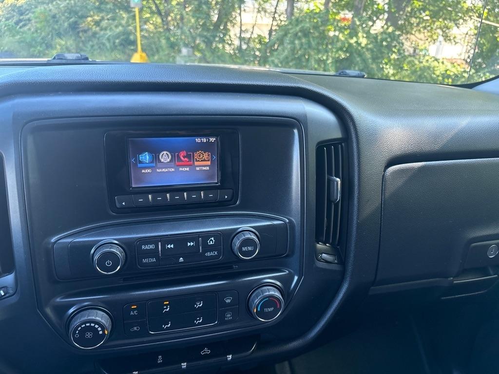 Chevrolet Silverado 1500 4WD Reg Cab 133.0" Work Truck w/2WT 2014