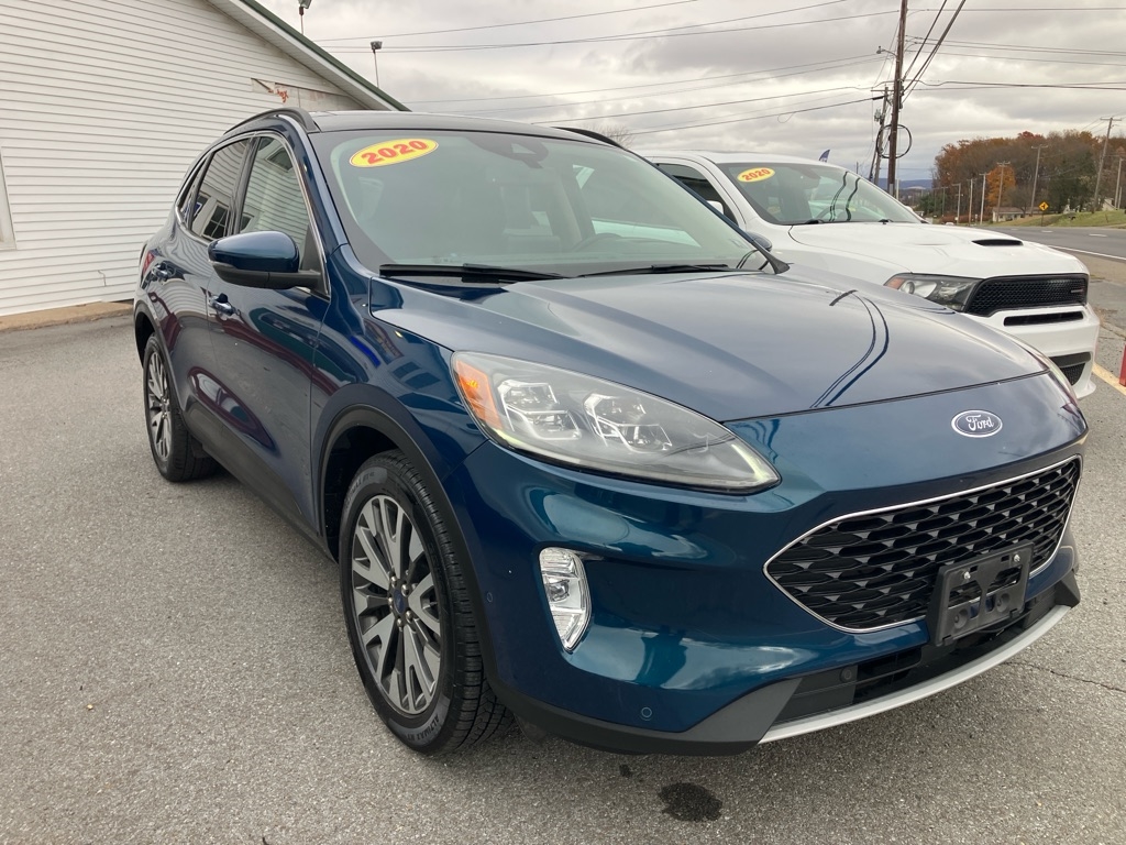 2020 Ford Escape TITANIUM
