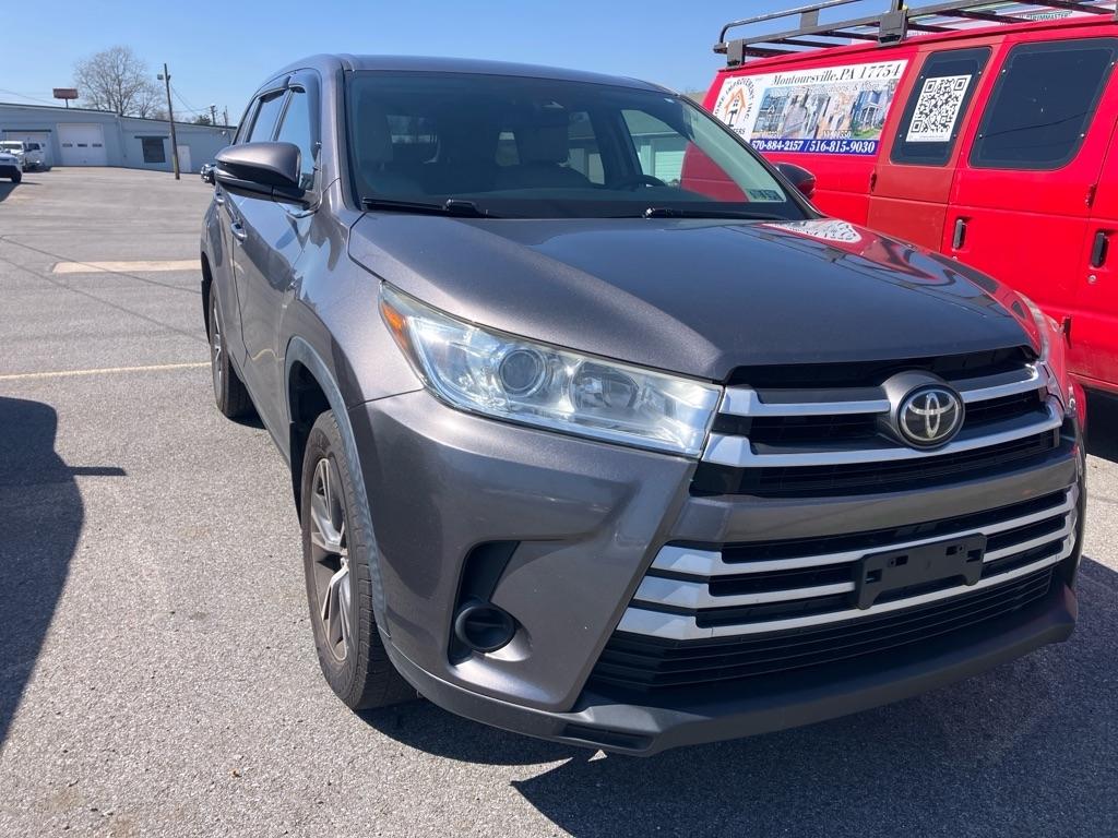 2019 Toyota Highlander LE