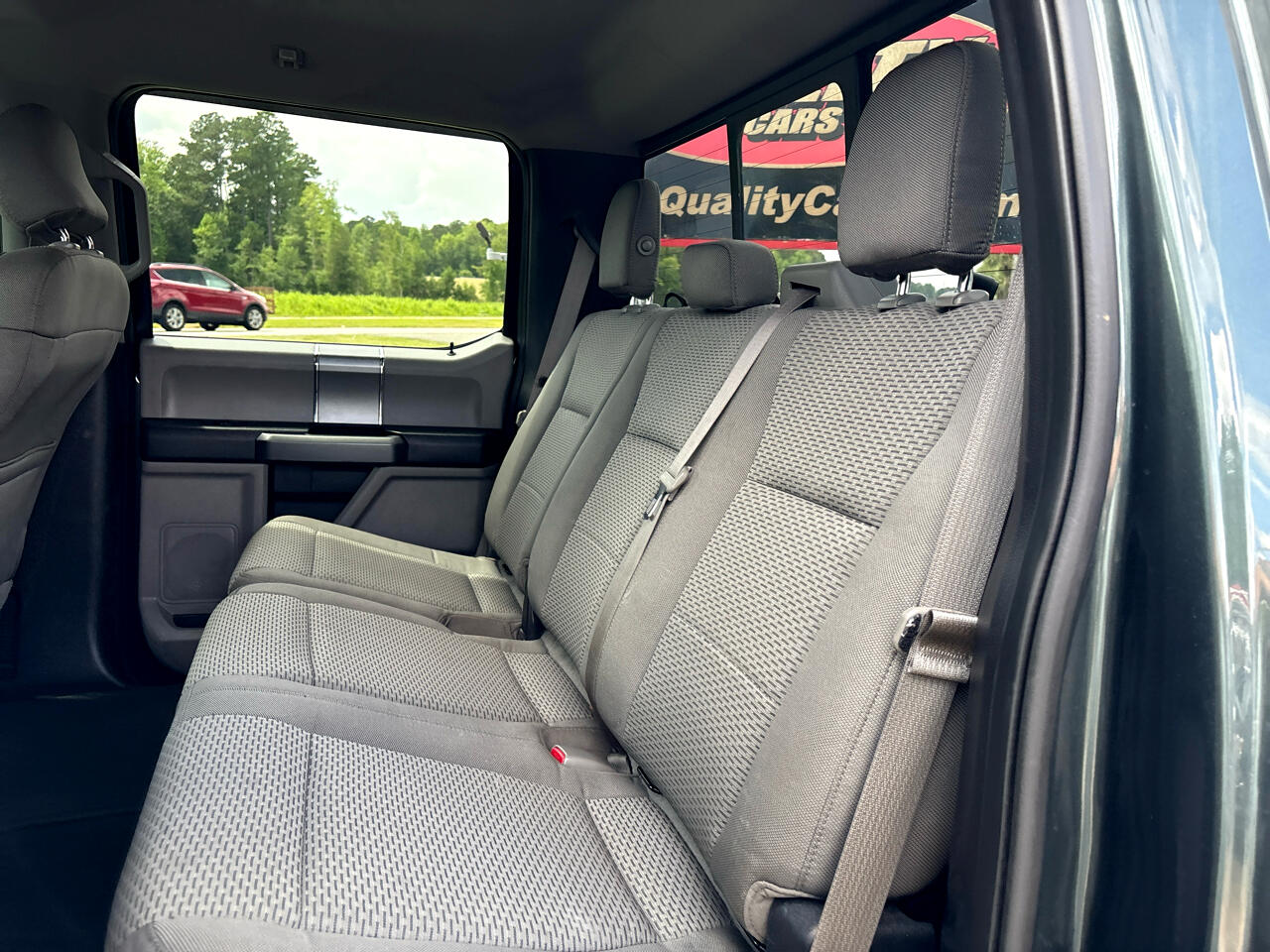 Ford F-150 4WD SuperCrew 139" XLT 2015