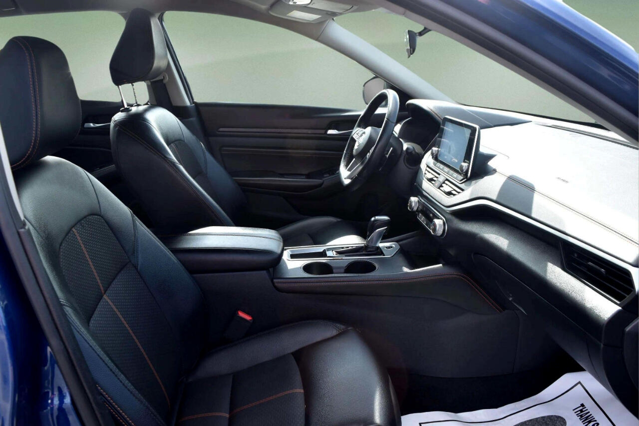 Nissan Altima 2.5 SR 2020 Nissan Altima 2.5 SR 2020