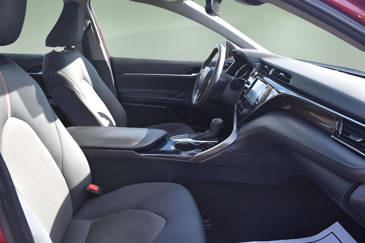 Toyota Camry LE 2020 Toyota Camry LE 2020