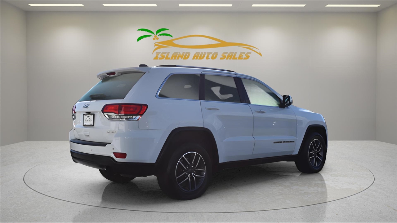 Jeep Grand Cherokee Laredo 4WD 2020 Jeep Grand Cherokee Laredo 4WD 2020