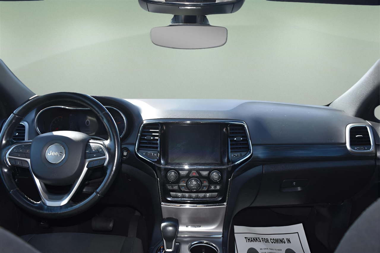 Jeep Grand Cherokee Laredo 4WD 2020 Jeep Grand Cherokee Laredo 4WD 2020