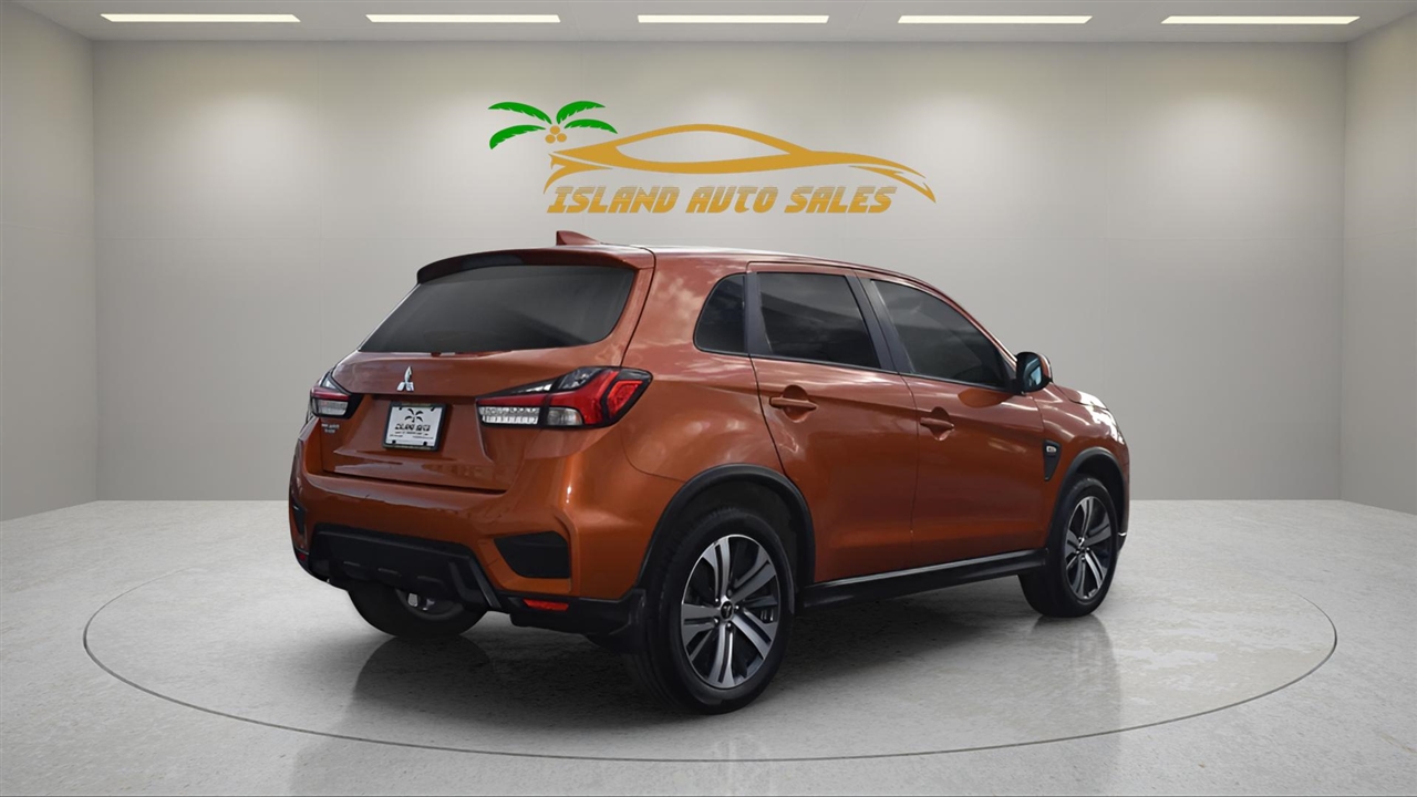 Mitsubishi Outlander Sport 2.0 ES CVT 2022 Mitsubishi Outlander Sport 2.0 ES CVT 2022