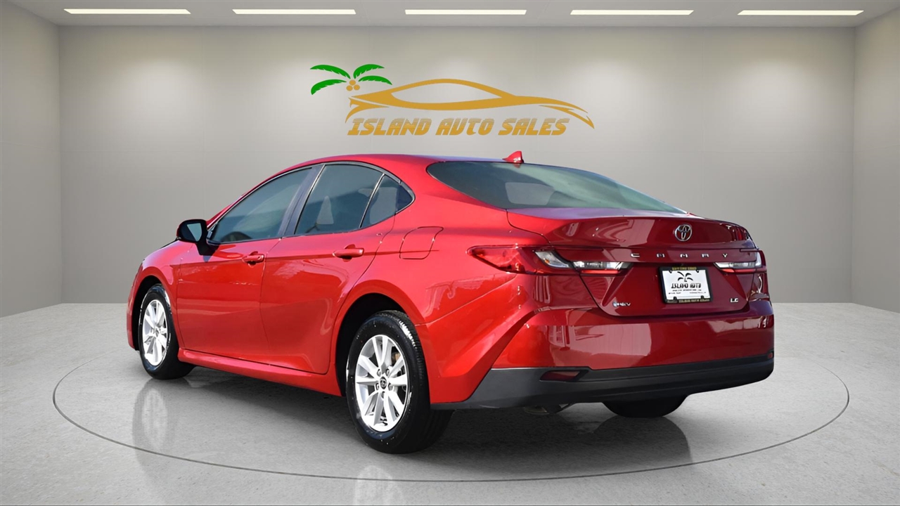 Toyota Camry Hybrid XLE 2025 Toyota Camry Hybrid XLE 2025