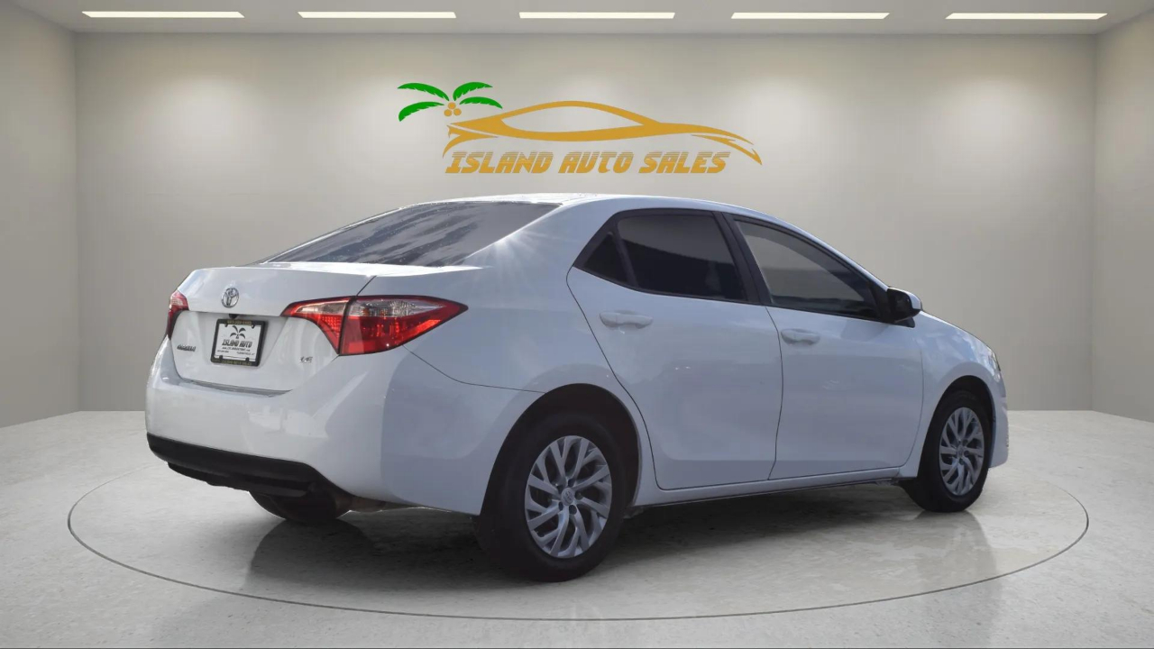 Toyota Corolla LE CVT 2017 Toyota Corolla LE CVT 2017