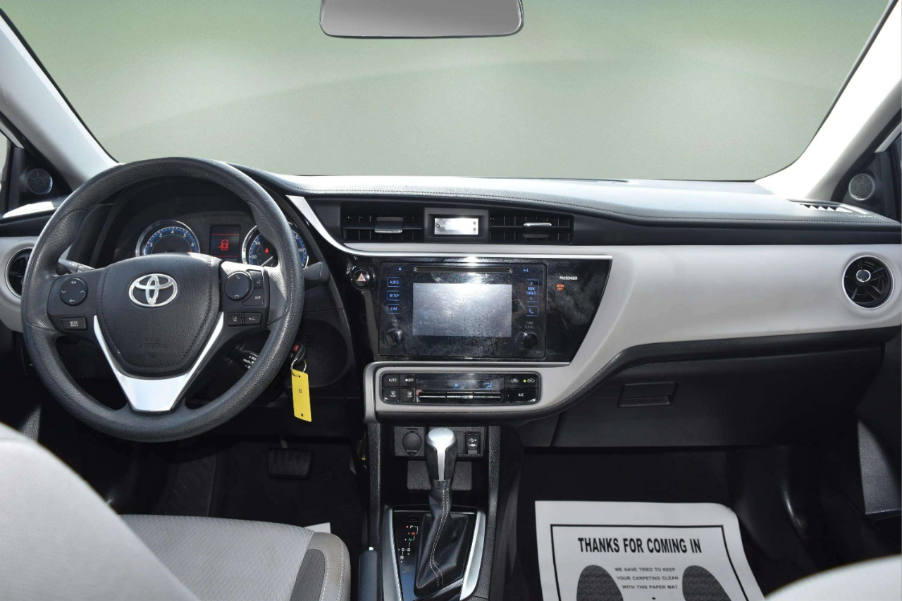 Toyota Corolla LE CVT 2017 Toyota Corolla LE CVT 2017