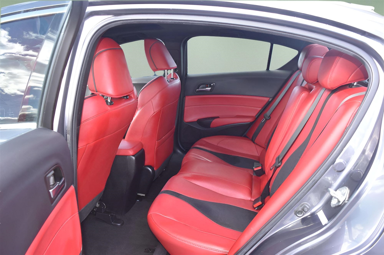 Acura ILX 8-Spd AT w/ Premium & A-SPEC Packages 2020