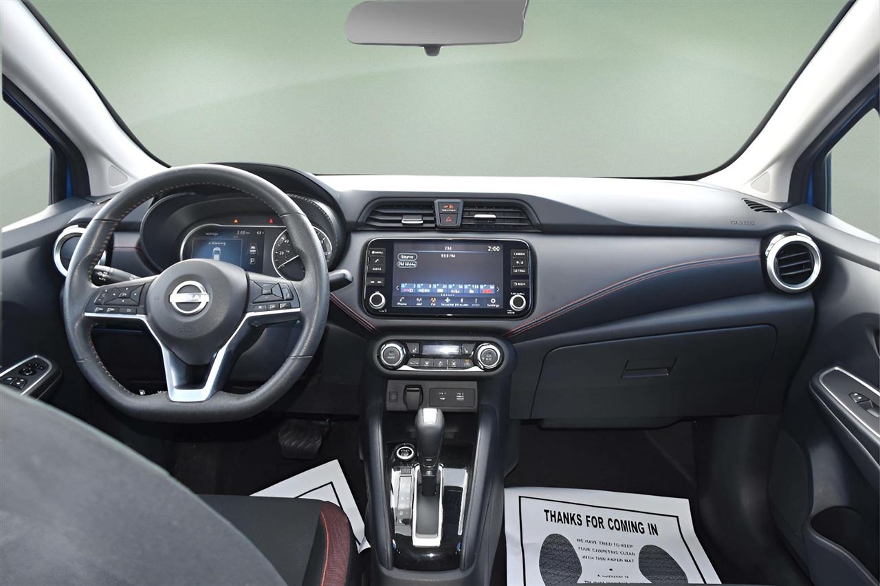 Nissan Versa SR 2024