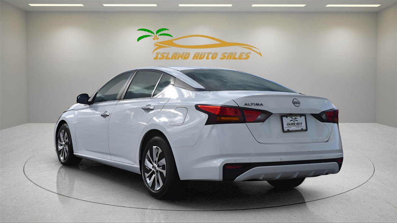 Nissan Altima 2.5 S 2023