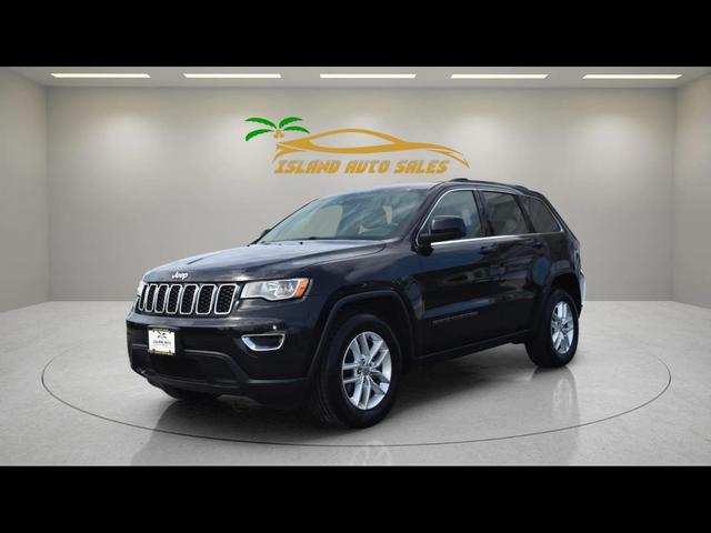 Black 2017 Jeep Grand Cherokee SUV / Crossover 4X2