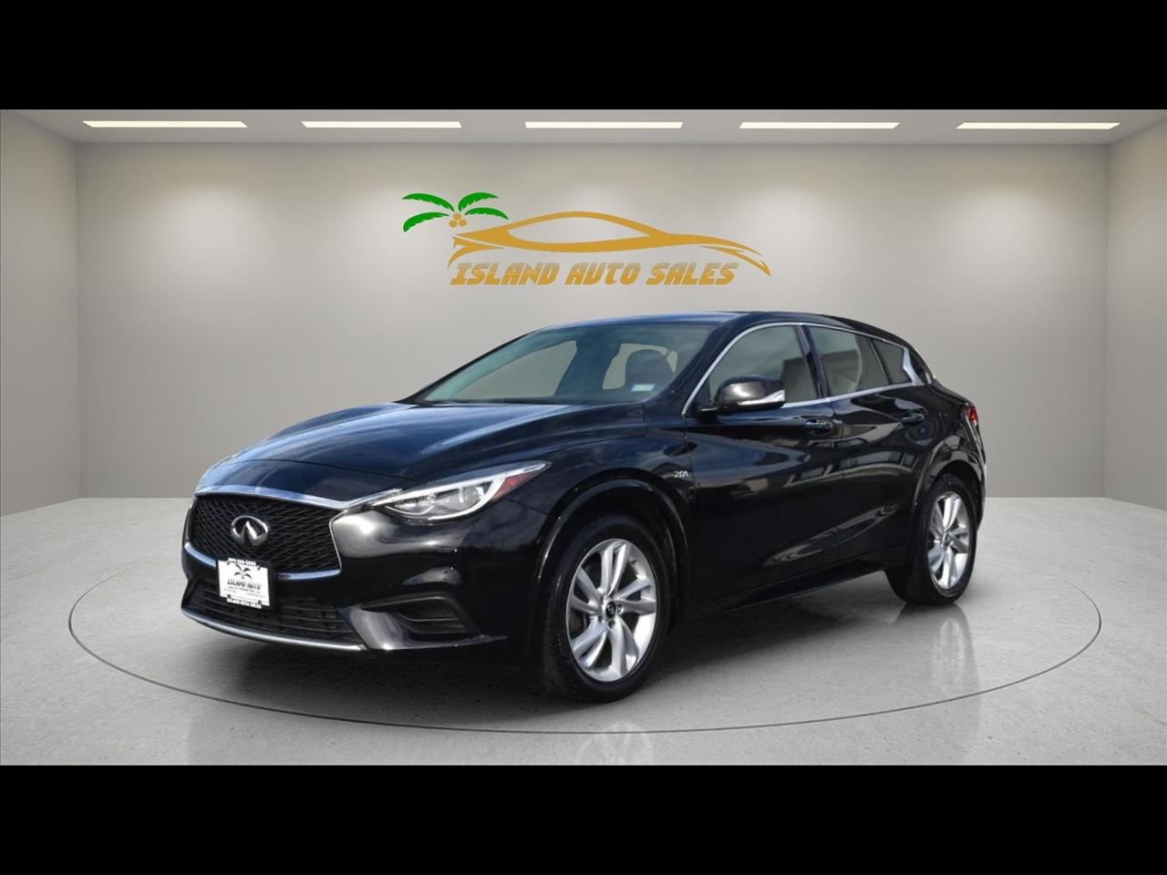 2018 INFINITI QX30 Base