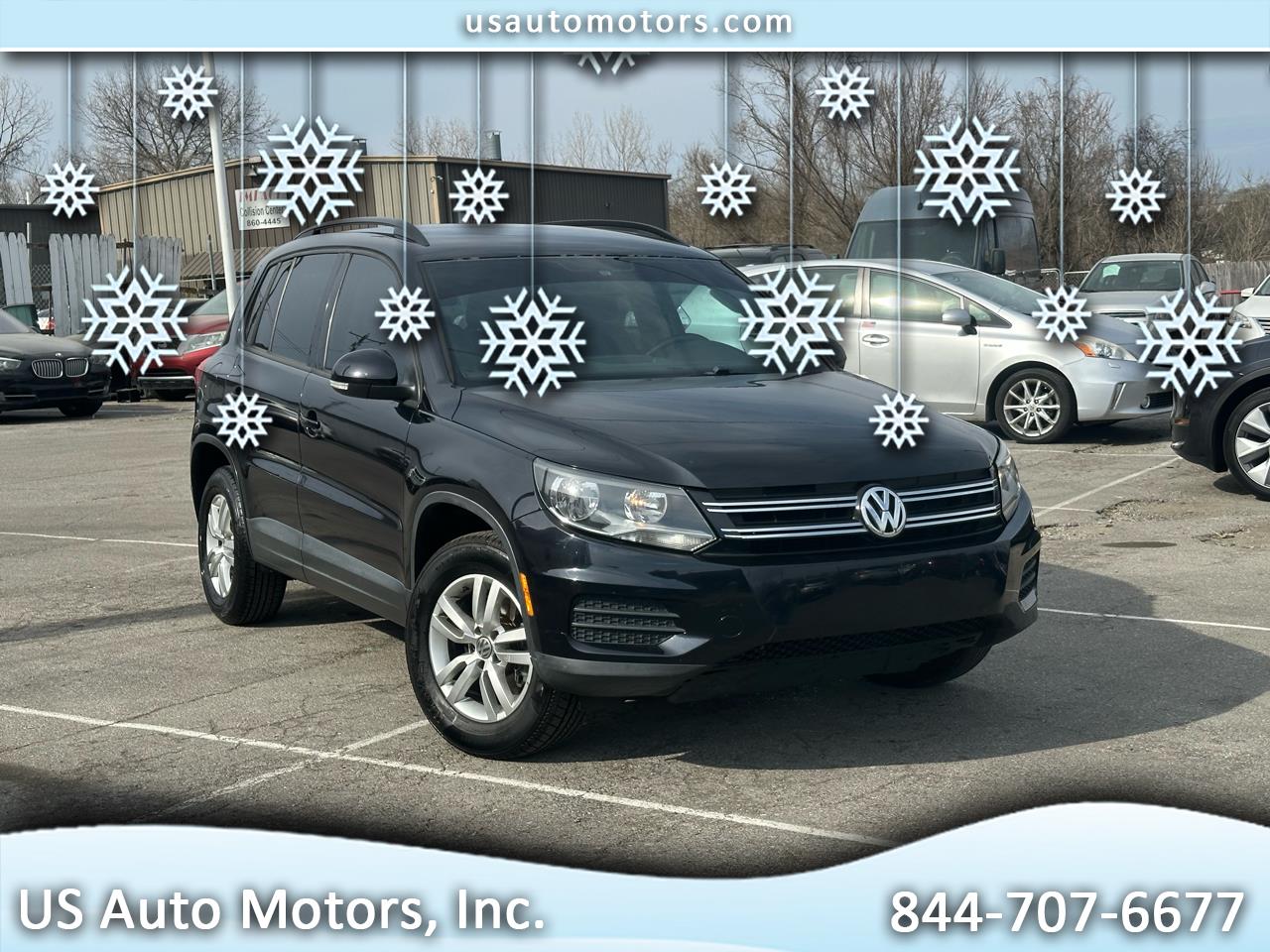 2016 Volkswagen Tiguan S's photo