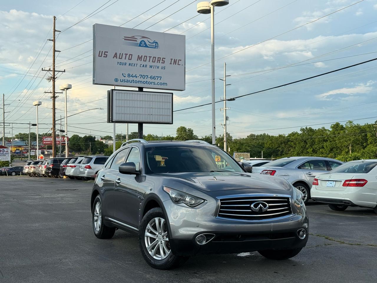 Infiniti QX70 Base 2015