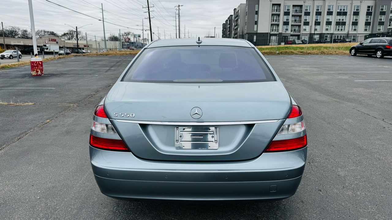 Mercedes-Benz S-Class S550 2008