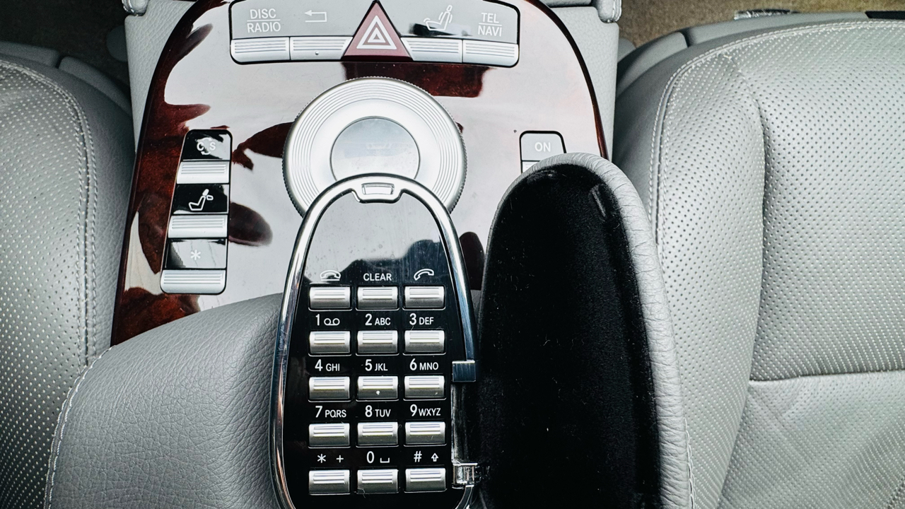 Mercedes-Benz S-Class S550 2008