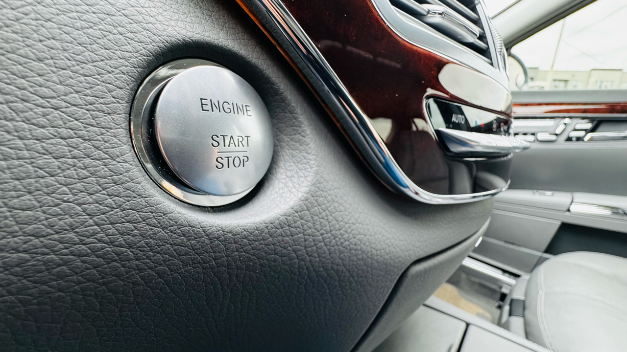 Mercedes-Benz S-Class S550 2008