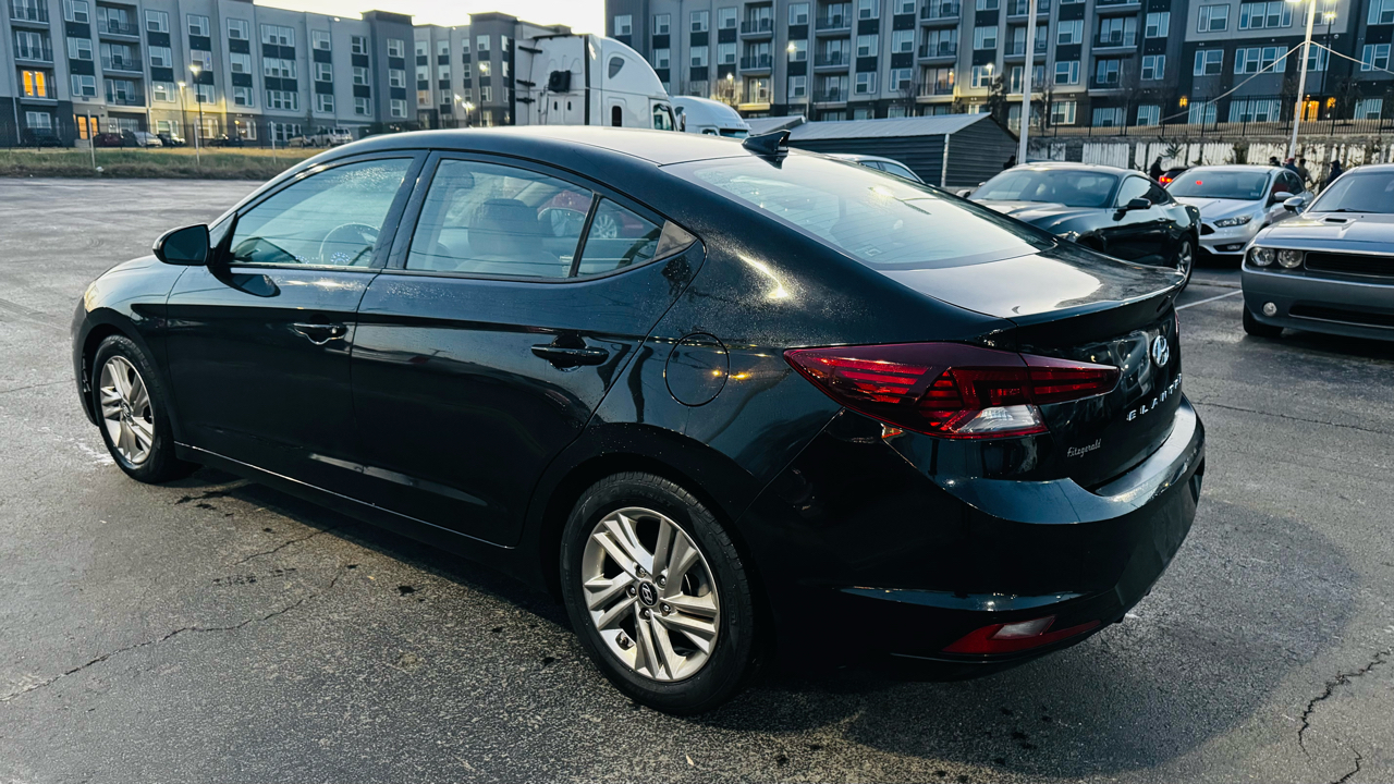 Hyundai Elantra Limited 2019