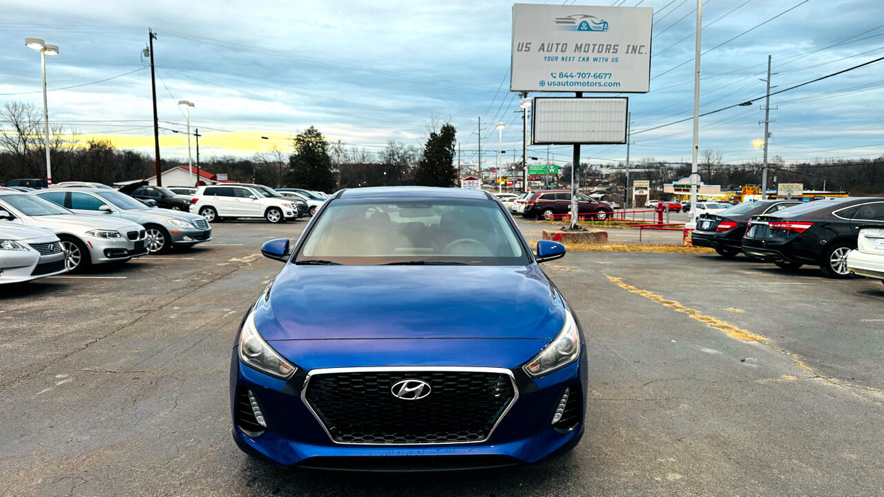 Hyundai Elantra GT Base 6A 2019