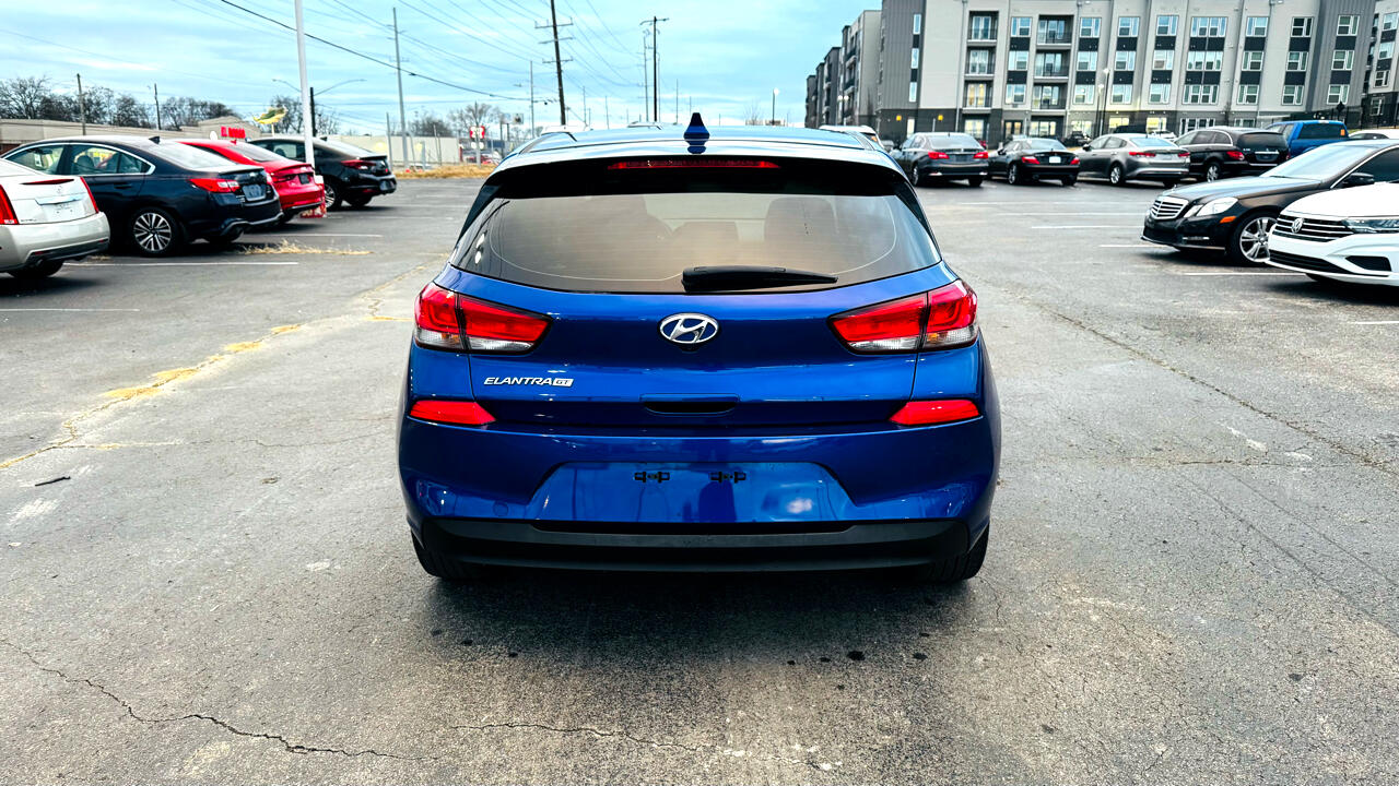 Hyundai Elantra GT Base 6A 2019