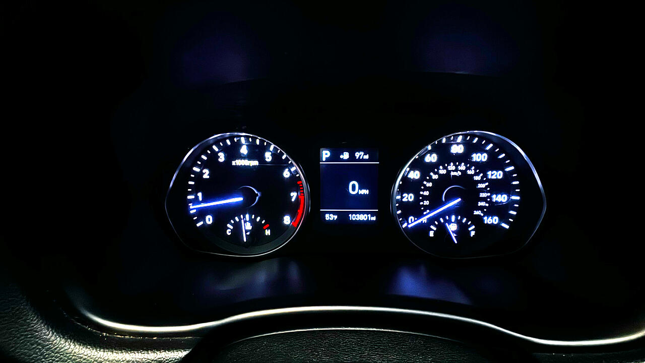 Hyundai Elantra GT Base 6A 2019