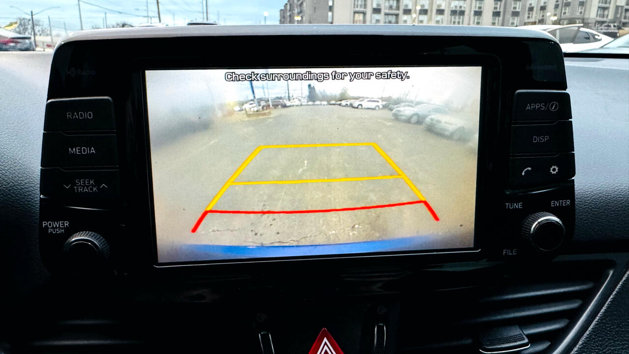 Hyundai Elantra GT Base 6A 2019