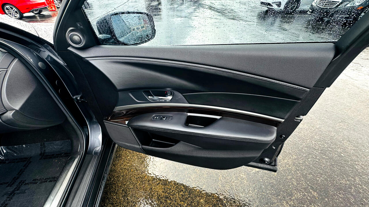 Acura RLX 6-Spd AT w/Technology Package 2017