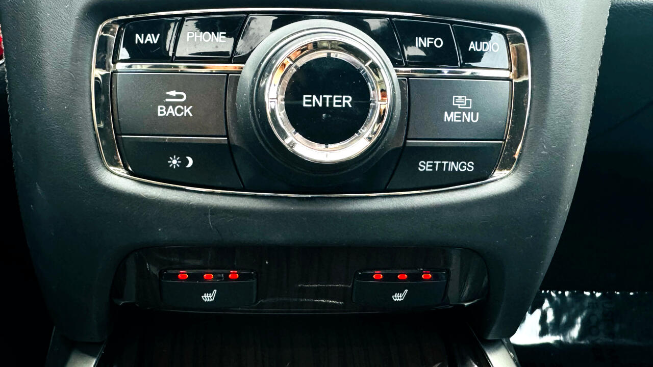 Acura RLX 6-Spd AT w/Technology Package 2017