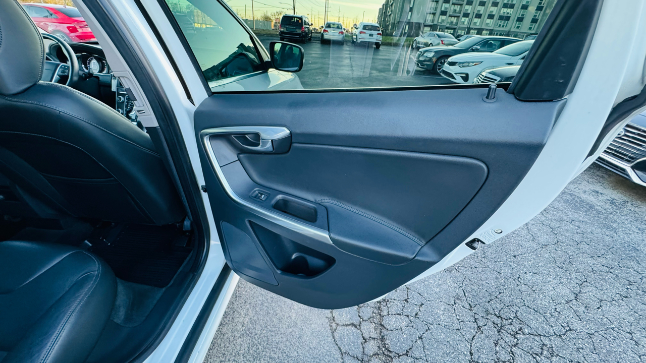 Volvo XC60 T5 Drive-E Premier FWD 2016