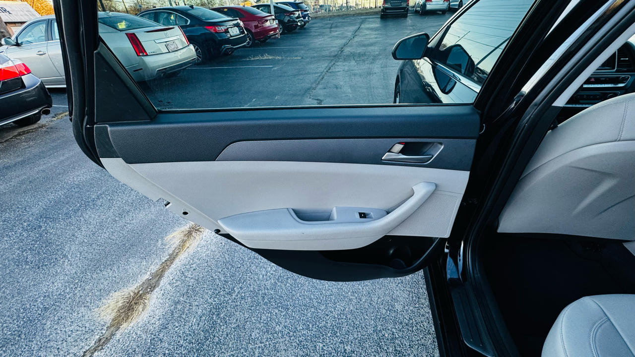 Hyundai Sonata SE 2018