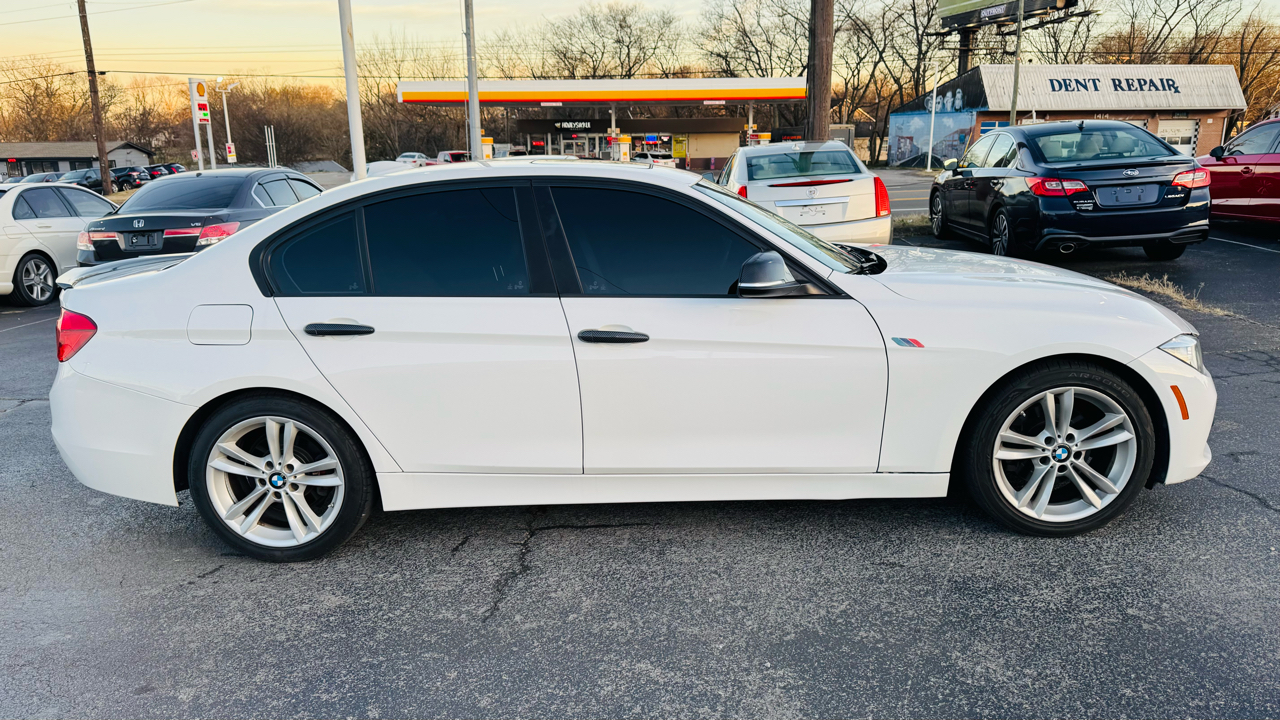 BMW 3-Series 320i Sedan 2017