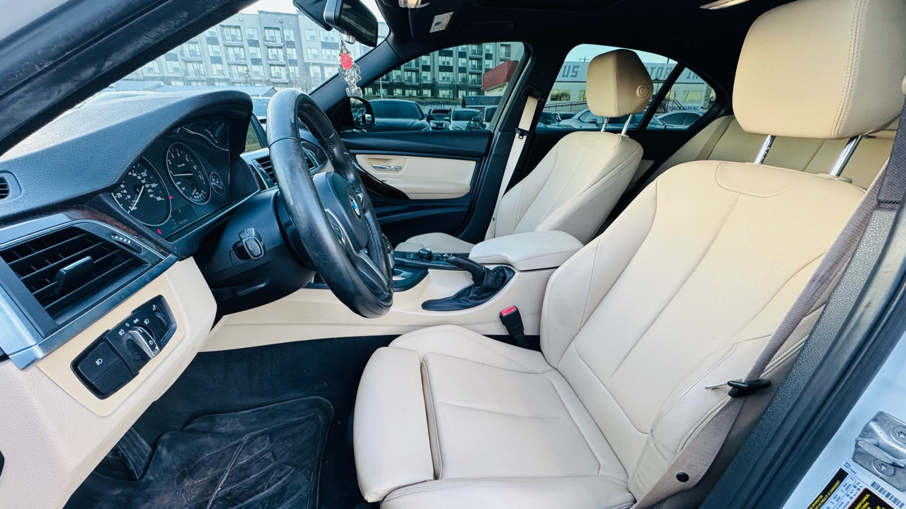 BMW 3-Series 320i Sedan 2017