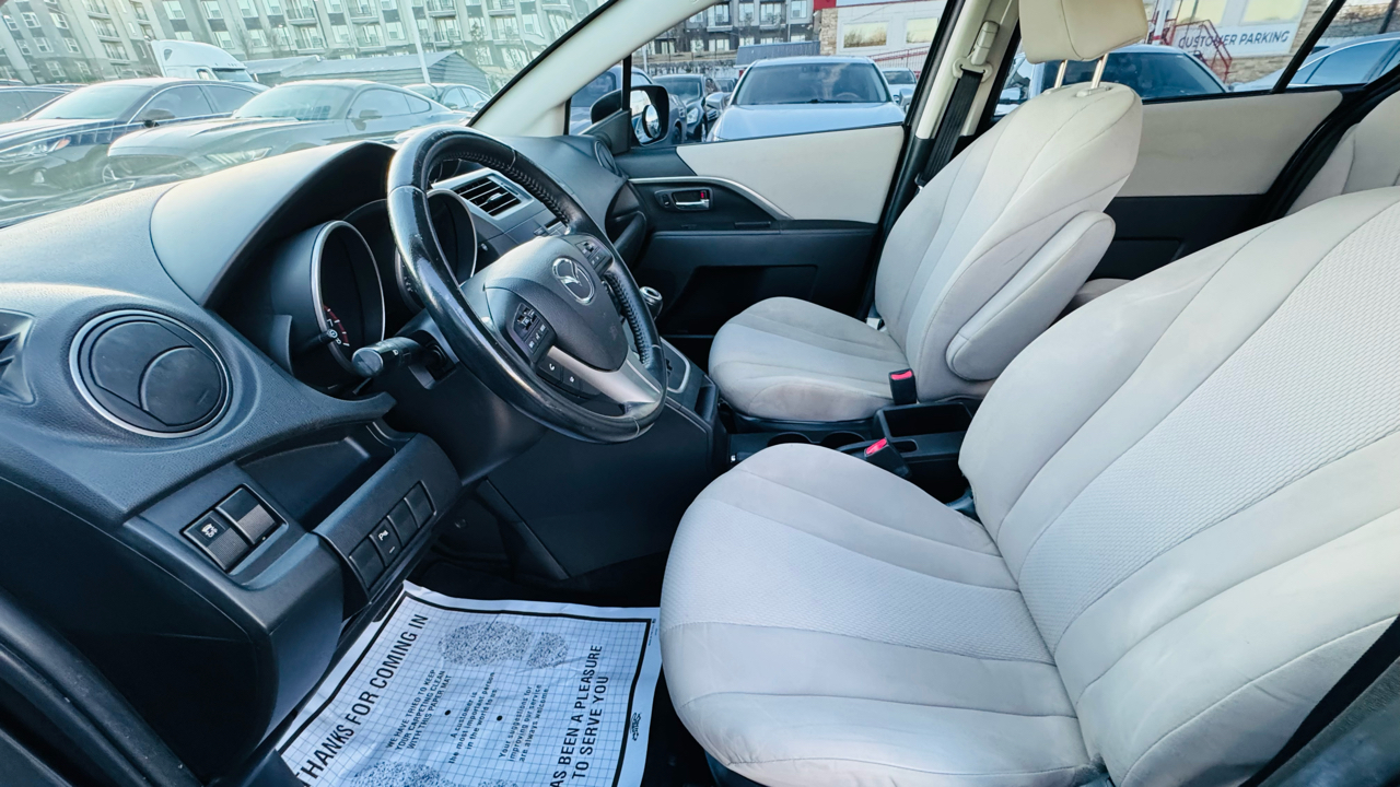 Mazda MAZDA5 Touring 2015