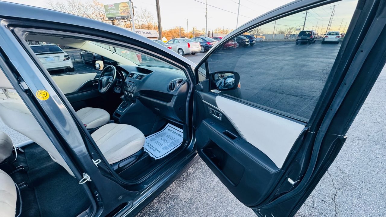 Mazda MAZDA5 Touring 2015