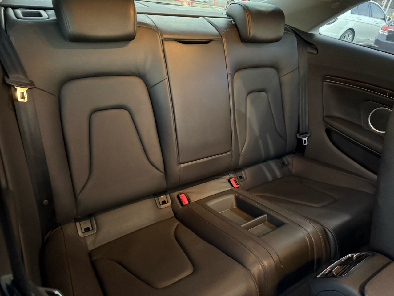 Audi A5 Coupe 2.0T quattro Tiptronic 2013