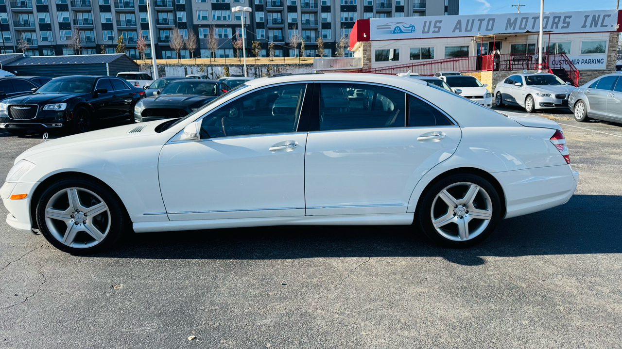 Mercedes-Benz S-Class S550 2007
