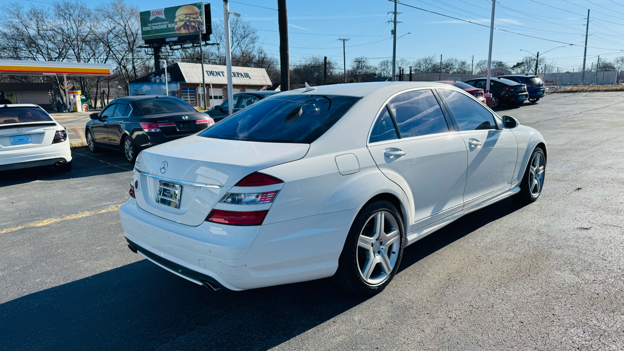 Mercedes-Benz S-Class S550 2007