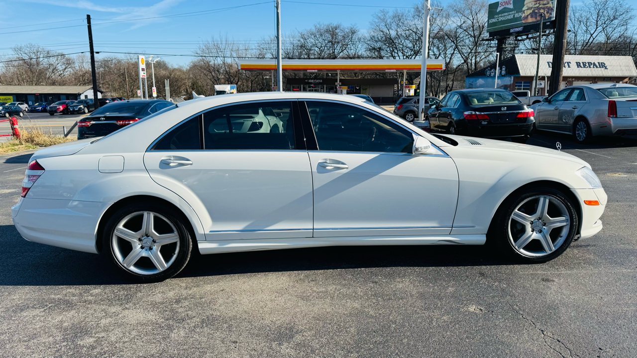 Mercedes-Benz S-Class S550 2007