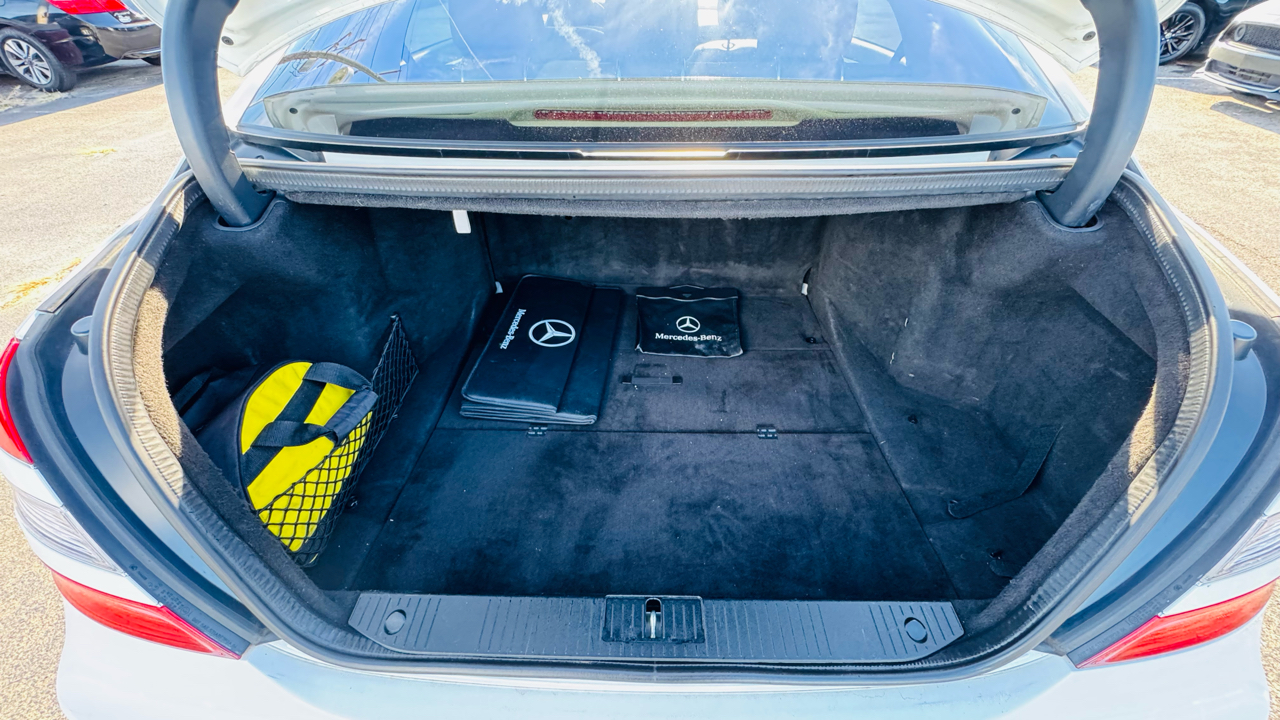 Mercedes-Benz S-Class S550 2007